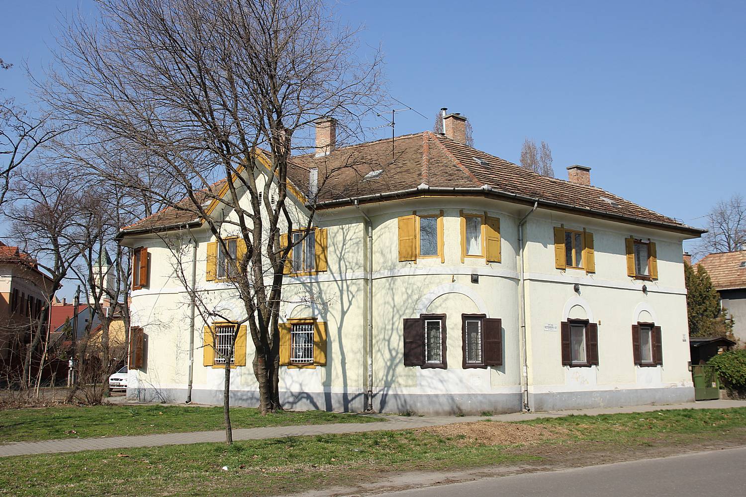 11-large-slide