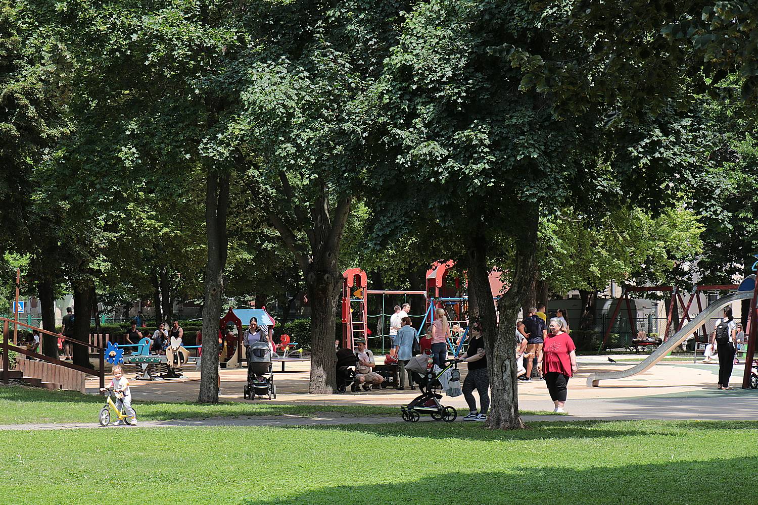 16-large-slide