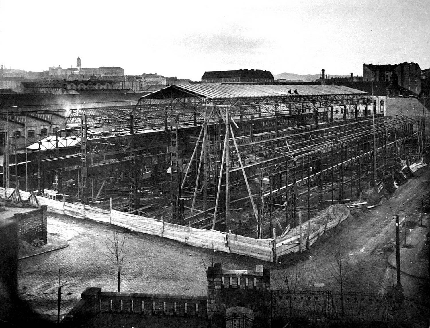 02-large-slide