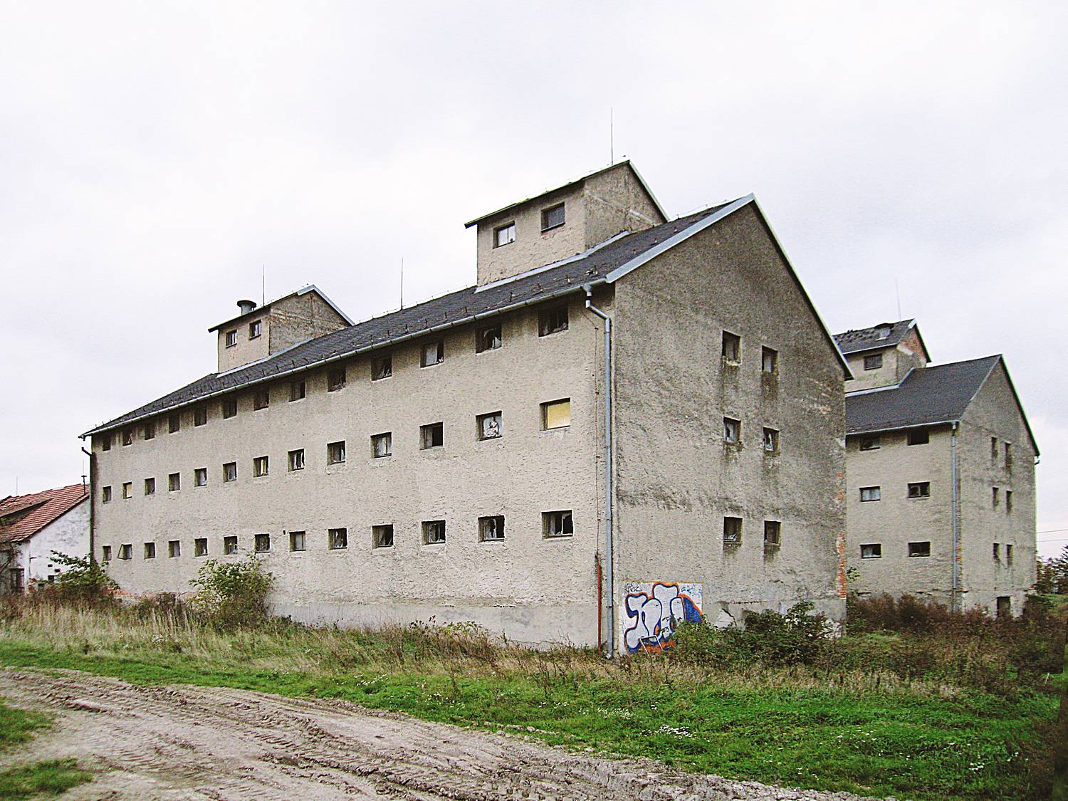 04-large-slide