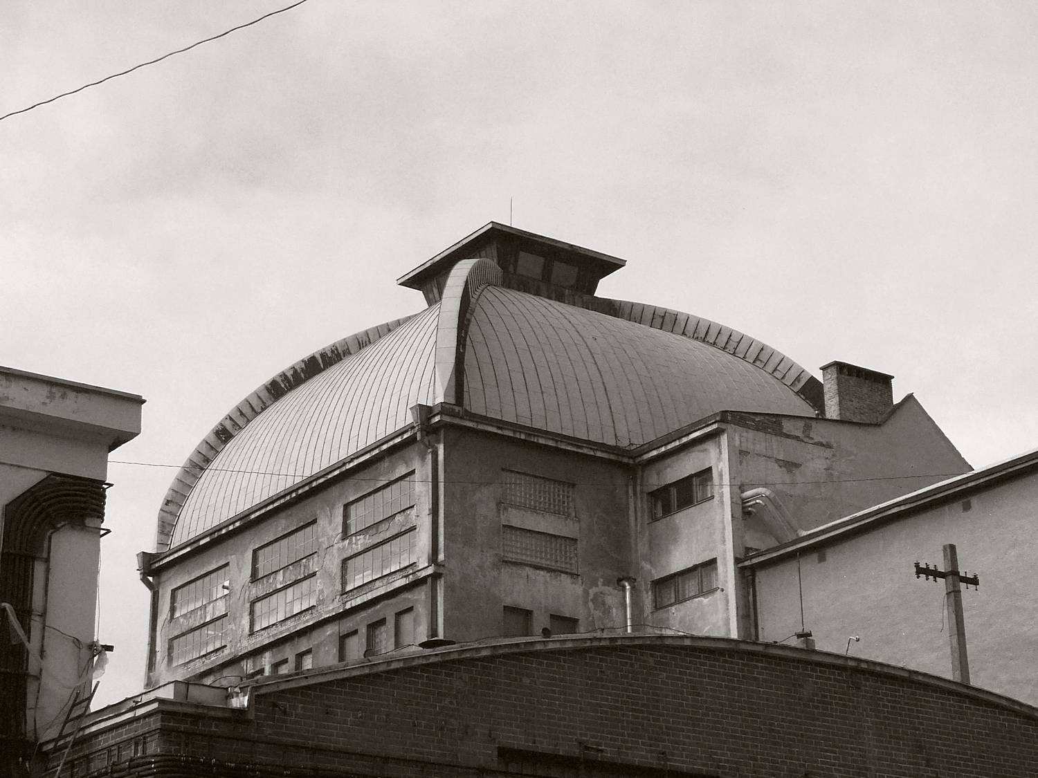 03-large-slide